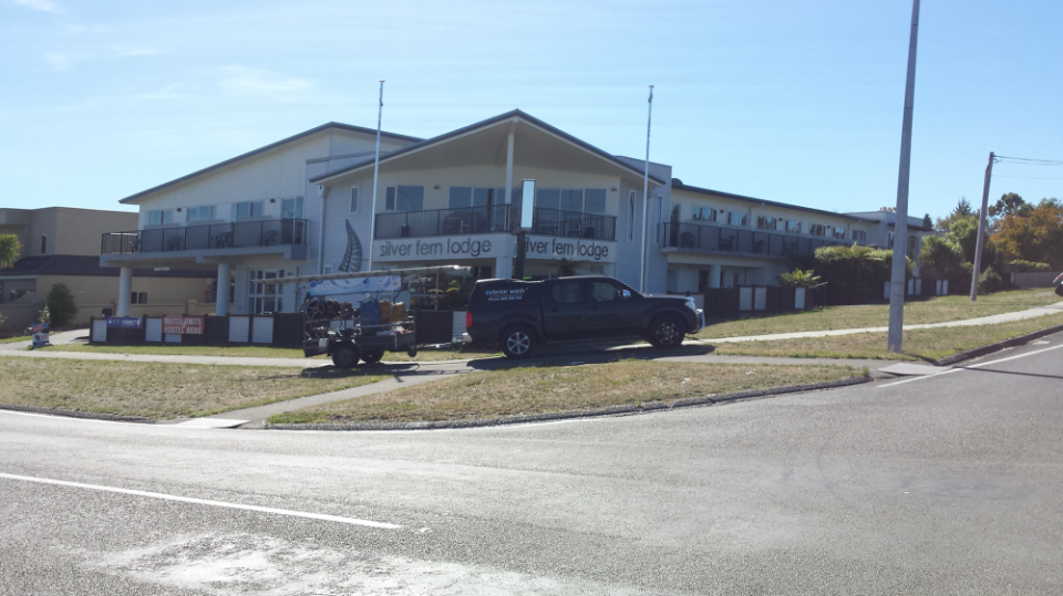 Photo of a motel which has been washed by Ewash.